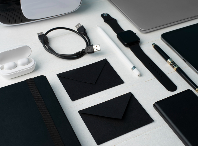 ESSENTIAL TECH ACCESSORIES